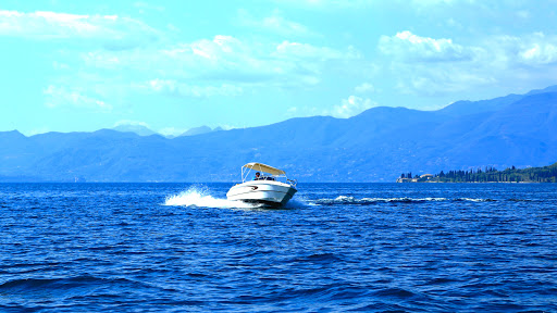 Bardolino Rent Boats - Noleggio Barche Lago di Garda