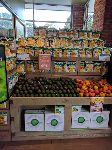Grocery Store «Whole Foods Market», reviews and photos, 808 Massachusetts Ave, Arlington, MA 02476, USA