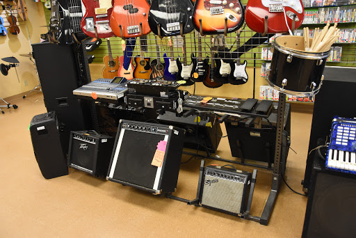 Pawn Shop «Money & More», reviews and photos, 1025 S Riverside Dr, Iowa City, IA 52246, USA