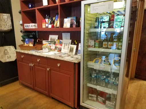 Book Store «Read Between the Lynes», reviews and photos, 111 E Van Buren St, Woodstock, IL 60098, USA