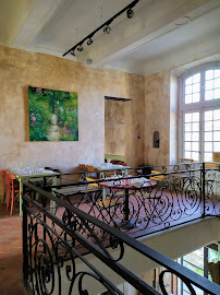 Atmosphère du Restaurant Bistrot Les Pieds dans l’Eau à Saint-Rémy-de-Provence - n°11