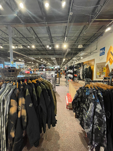 Outdoor Sports Store «Alpine Shop - Kirkwood, MO», reviews and photos, 440 N Kirkwood Rd, Kirkwood, MO 63122, USA