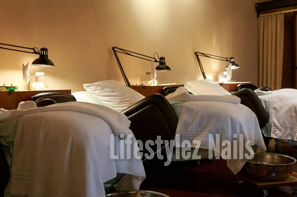 Grapevine Nail Salon - Lifestylez Nails Spa