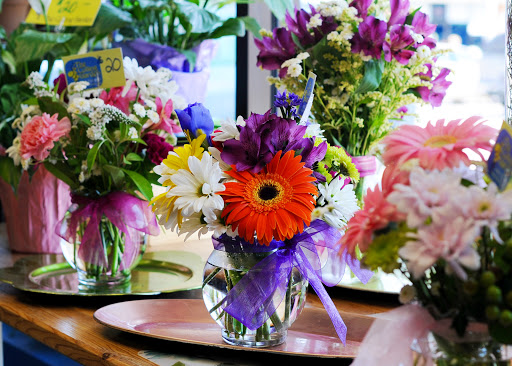 Florist «Cutting Garden, The», reviews and photos, 330 140 Village Rd, Westminster, MD 21157, USA