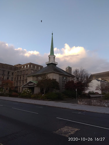 Comments and reviews of Plymouth Unitarian Church
