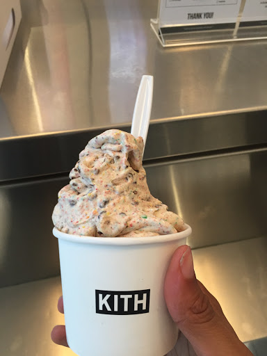 Clothing Store «Kith Brooklyn», reviews and photos, 233 Flatbush Ave, Brooklyn, NY 11217, USA