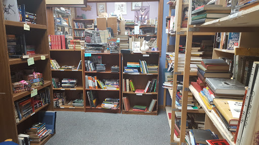 Used Book Store «Elgin Books», reviews and photos, 66 S Grove Ave, Elgin, IL 60120, USA