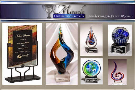 Engraver «Miracle Custom Awards & Gifts», reviews and photos, 565 Wolf Ledges Pkwy, Akron, OH 44311, USA