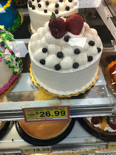 Grocery Store «El Super», reviews and photos, 315 San Fernando Mission Blvd, San Fernando, CA 91340, USA