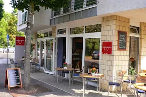Nadjas Café image
