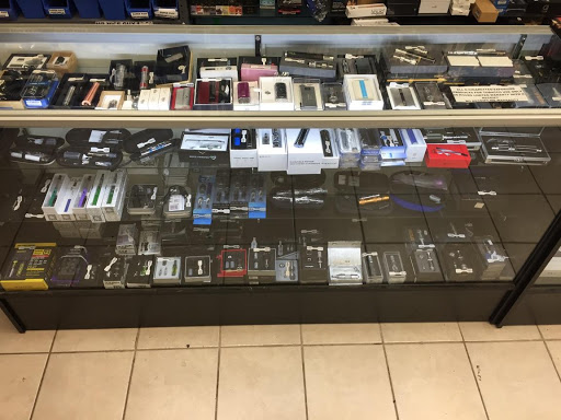 Tobacco Shop «BELLAIRE SMOKE SHOP», reviews and photos, 7710 Bellaire Blvd, Houston, TX 77036, USA