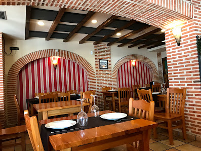Restaurante El Trillo -5, Carretera Palencia-Santander, 3, 39608 Camargo, Cantabria, España