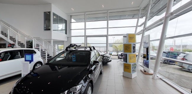 Reviews of Johnsons Volkswagen Stoke in Stoke-on-Trent - Car dealer