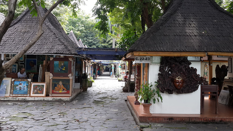 Pusat Kesenian di Indonesia: Menikmati Keindahan Pasar Seni dan jumlah tempat lainnya