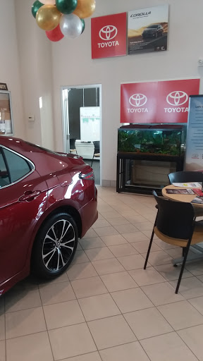 Toyota Dealer «New Country Toyota of Saratoga Springs», reviews and photos, 3002 NY-50, Saratoga Springs, NY 12866, USA