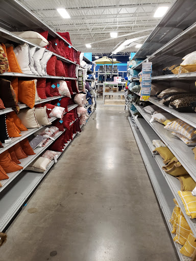 Home Goods Store «At Home», reviews and photos, 1072 W Mercury Blvd, Hampton, VA 23666, USA