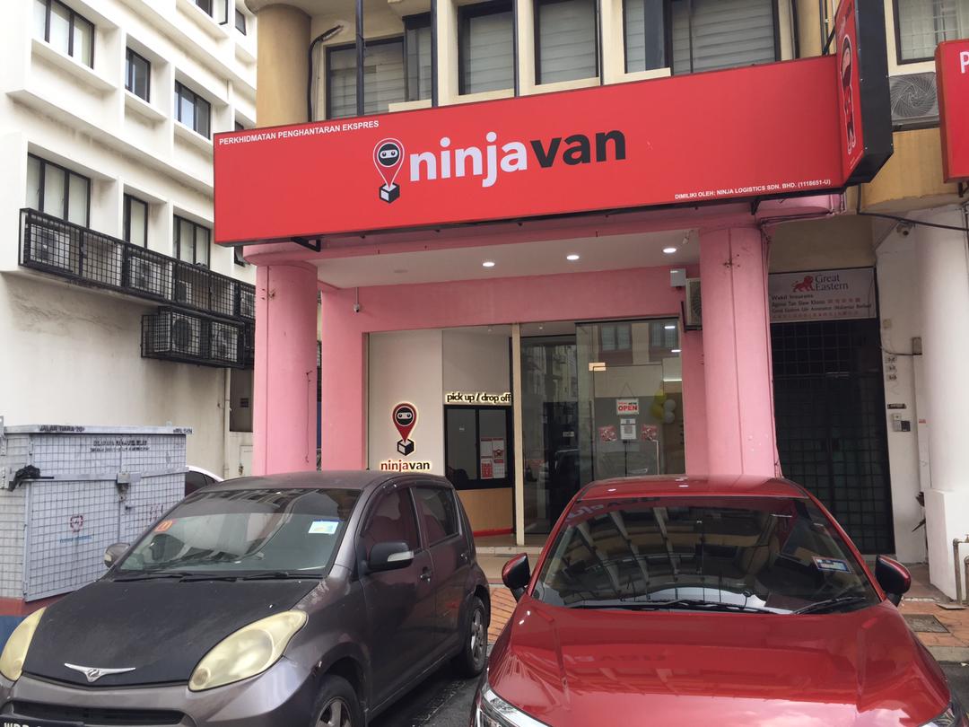 Ninja Van Bandar Baru Klang Outlet