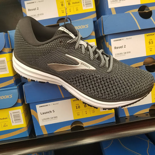 Sporting Goods Store «Academy Sports + Outdoors», reviews and photos, 1351 S Interstate Hwy 35, Round Rock, TX 78664, USA