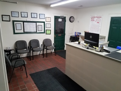 Auto Repair Shop «Auto Solutions», reviews and photos, 203 S King St, Leesburg, VA 20175, USA