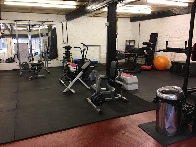 Comments and reviews of compound / cut fitness studio