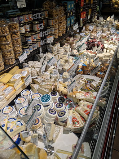 Grocery Store «Whole Foods Market», reviews and photos, 2700 Wilson Blvd, Arlington, VA 22201, USA