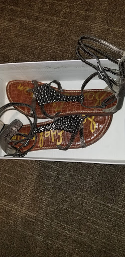 Department Store «Nordstrom Rack Chestnut Street», reviews and photos, 1700 Chestnut St, Philadelphia, PA 19103, USA