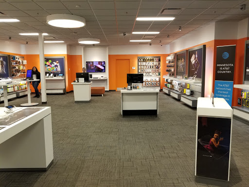 Cell Phone Store «AT&T Authorized Retailer», reviews and photos, 709 Apollo Dr, Lino Lakes, MN 55014, USA