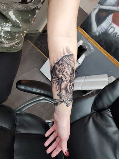 Explore wall-e tattoo ideas, creative tattoo ideas in Vienna, available at Patriot Arms Ink LLC