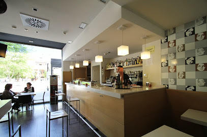 Café Bar Saoly - Av. Central, 32, 31010 Barañáin, Navarra, Spain
