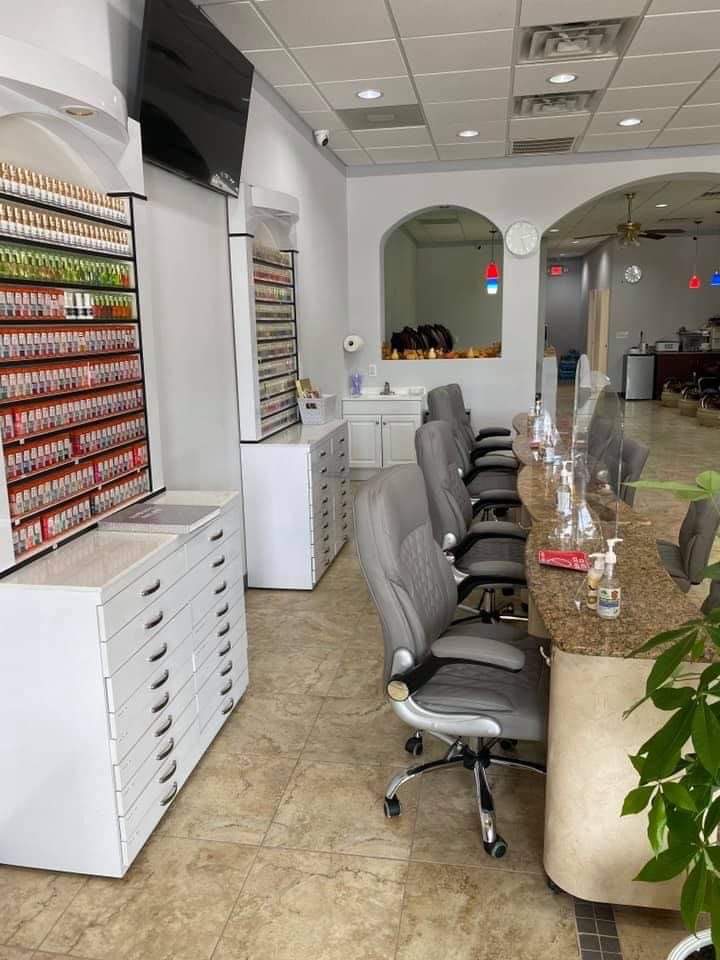 Annie Nail & Spa 77484
