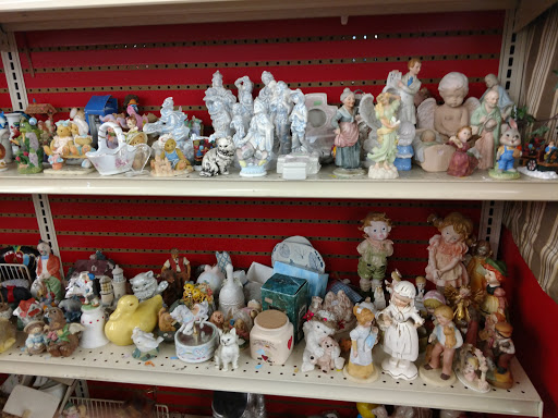 Thrift Store «The Salvation Army Family Store & Donation Center», reviews and photos