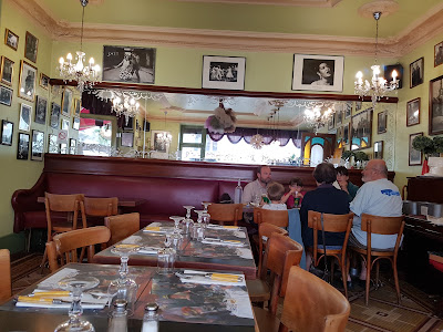Café Le petit Paris à Mont-Dore