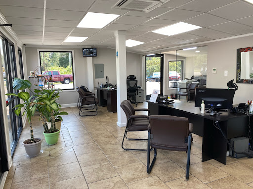 Used Car Dealer «Java Auto Sale», reviews and photos, 6319 Hillsborough St, Raleigh, NC 27606, USA