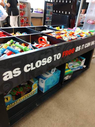 Variety Store «Five Below», reviews and photos, 3910 Commerce Blvd, Dickson City, PA 18519, USA