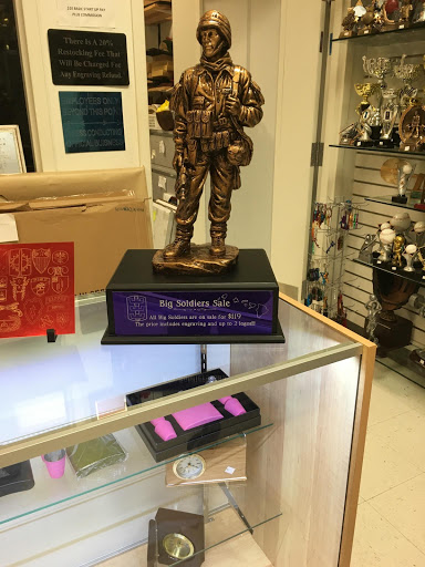 Department Store «Walmart Supercenter», reviews and photos, 14800 Fort Campbell Blvd, Oak Grove, KY 42262, USA