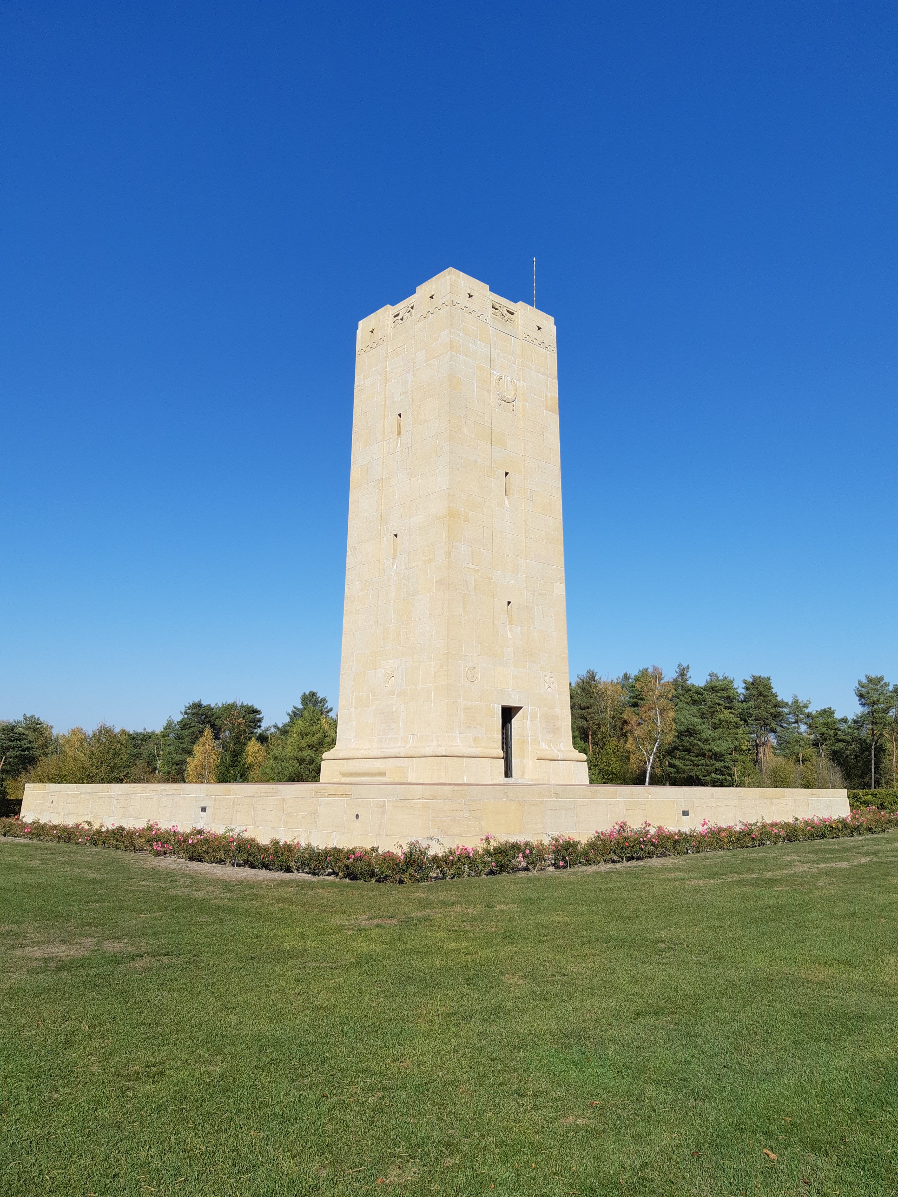 Photo n° 1 de l'avis de Grenier.y fait le 21/10/2018 à 13:16