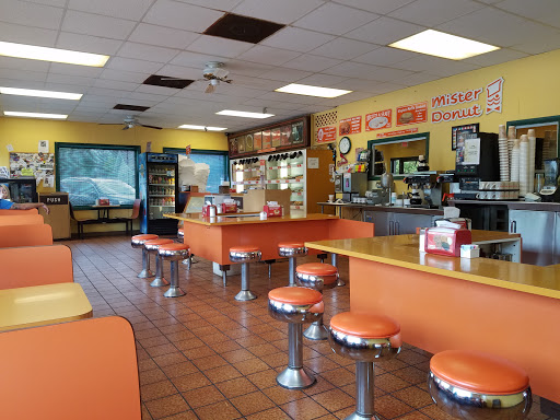 Donut Shop «Mister Donut», reviews and photos, 2720 Grovelin St # A, Godfrey, IL 62035, USA