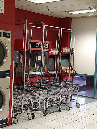 Laundromat «Sunshine Laundry», reviews and photos, 1950 W Indian School Rd #10, Phoenix, AZ 85015, USA