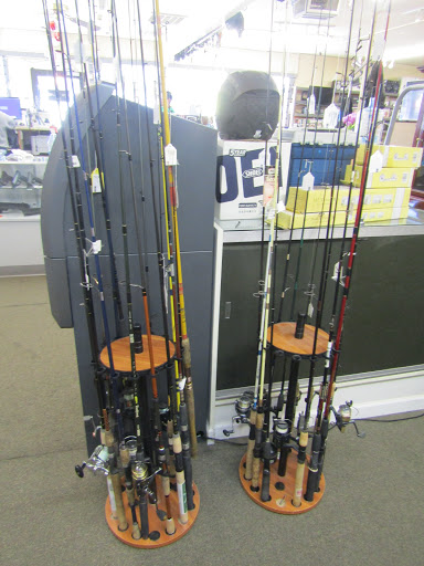 Loan Agency «Creighton Loans and Music», reviews and photos, 16404 WA-99, Lynnwood, WA 98037, USA