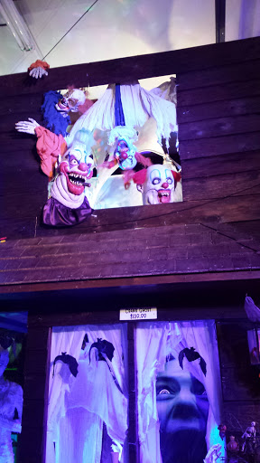 Costume Store «The Holiday Store», reviews and photos, 301 Commerce Ct d, Winter Haven, FL 33880, USA