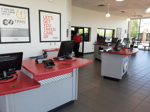 Tire Shop «Discount Tire Store - Parker, CO», reviews and photos, 18312 Lincoln Ave, Parker, CO 80134, USA