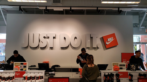 Sporting Goods Store «Nike Factory Store», reviews and photos, 2200 Petaluma Blvd N #100, Petaluma, CA 94952, USA