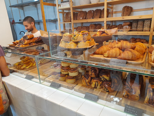 Slow Sourdough & Co Bakery no Charneca da Caparica, Setúbal