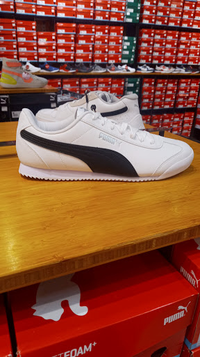 Shoe Store «PUMA», reviews and photos, 11401 NW 12th St #286, Miami, FL 33172, USA