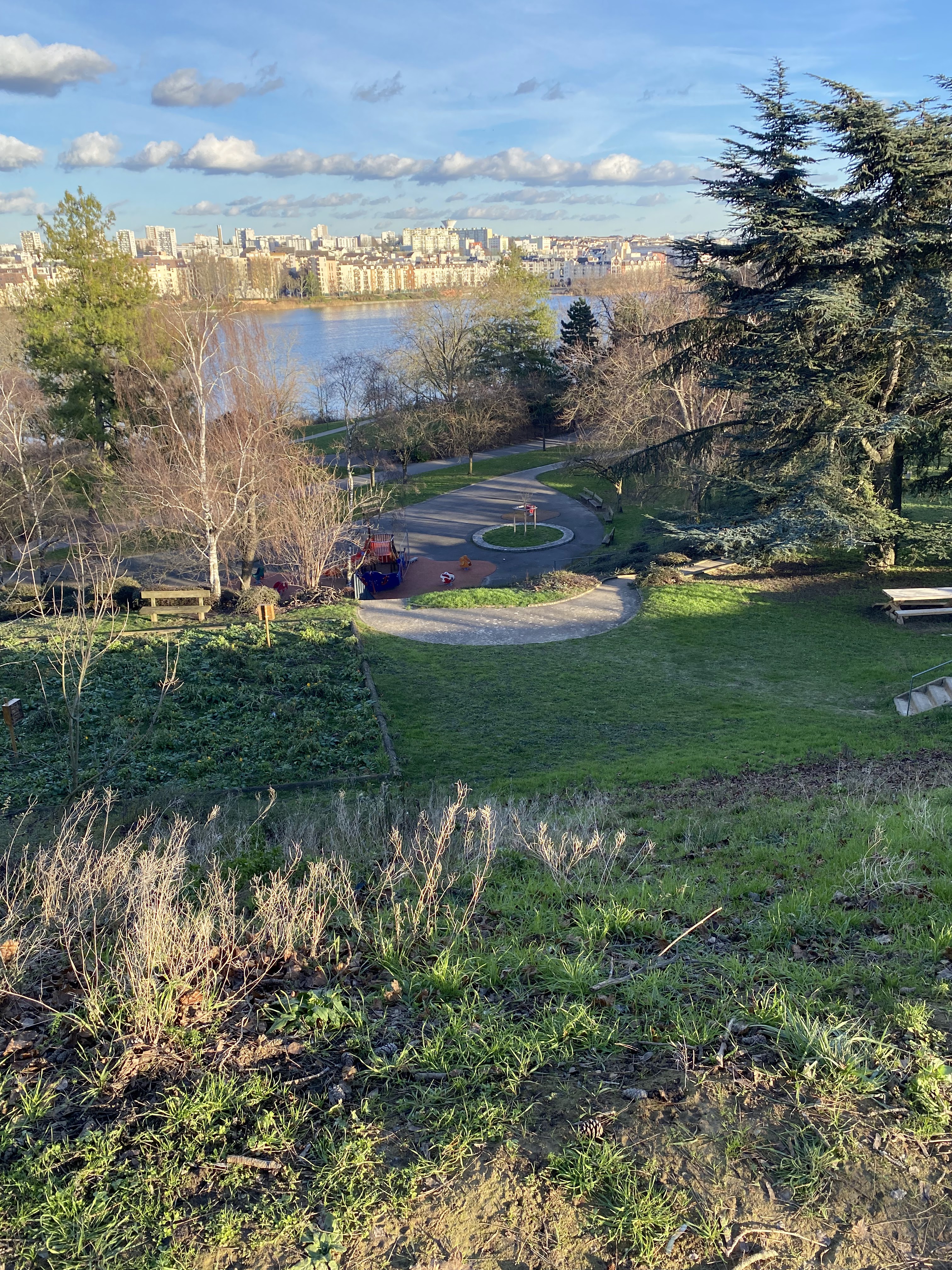 Photo n° 44 de l'avis de jérémie-louis.D fait le 16/01/2024 à 00:35