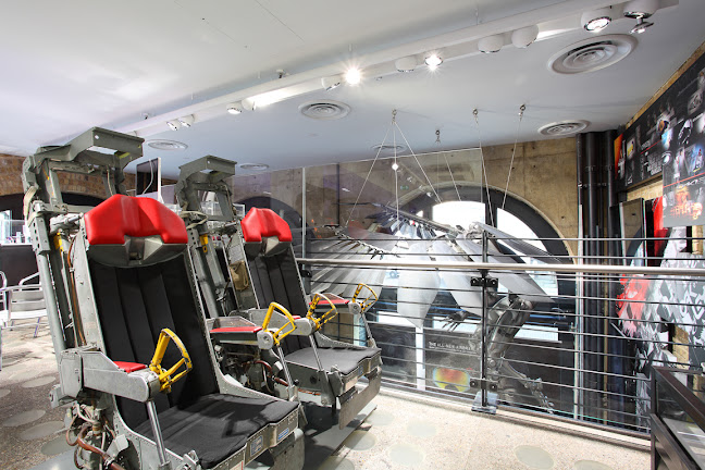 Reviews of Oakley in London - Sporting goods store