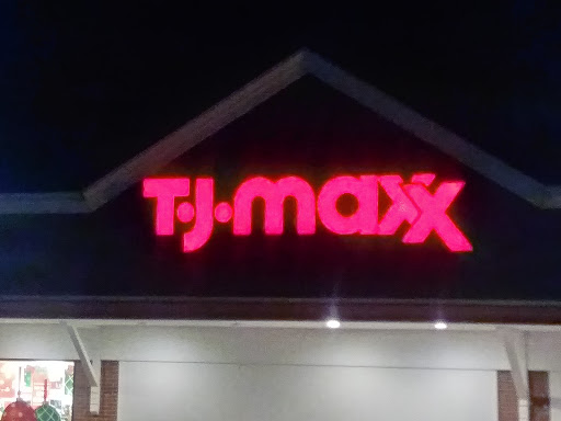 Department Store «T.J. Maxx», reviews and photos, 425 Tunxis Hill Cut Off, Fairfield, CT 06825, USA