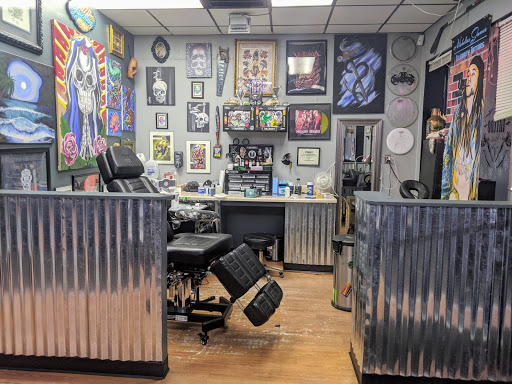 Tattoo Shop «Celebrity Tattoos», reviews and photos, 9520 Highland Rd, White Lake, MI 48386, USA