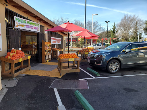 Shopping Mall «Gilroy Crossing Shopping Center», reviews and photos, 6915 Camino Arroyo, San Jose, CA 95112, USA