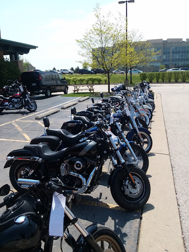 Harley-Davidson Dealer «Chicago Harley-Davidson», reviews and photos, 2929 Patriot Blvd, Glenview, IL 60026, USA
